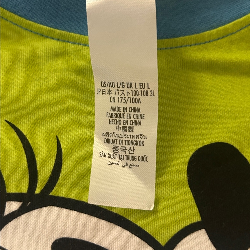 Disney store Japan Minnie Mouse tee - Picture 4 of 4